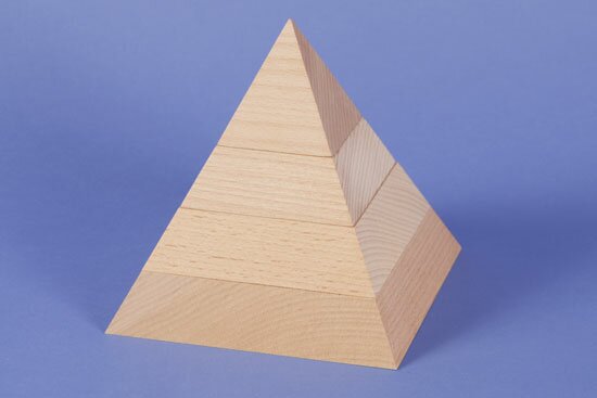 Grande Pyramide à Base Carrée 15 X 15 X 15 Cm Pyramides En Bois